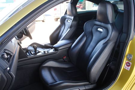 2015-BMW-M4-Coupe-Auto_17