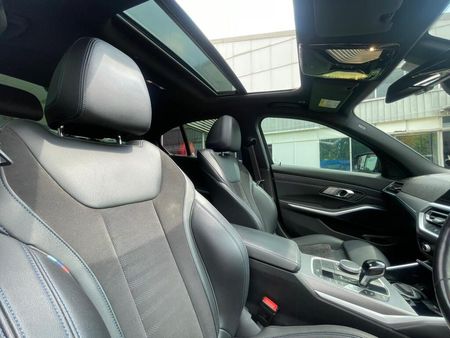 2022-BMW-3-Series-320i-M-Mzansi-Edition-Auto-g20_9