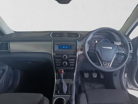 2018-Haval-H2-15T-City_17