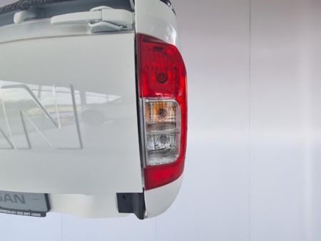 2026-Nissan-Navara-25-DDTi-XE-Single-Cab_11