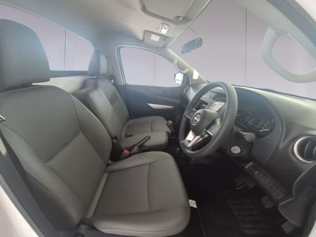 2026-Nissan-Navara-25-DDTi-XE-Single-Cab_16