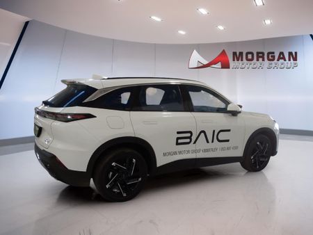 2025-BAIC-X55-15T-Premium-Auto_6