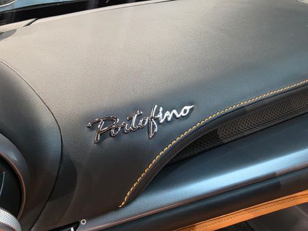 2020-Ferrari-Portofino_12
