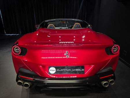 2020-Ferrari-Portofino_6