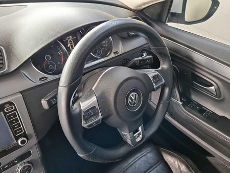 2014-Volkswagen-CC-20-TDI-Bluemotion-Auto_11