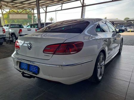2014-Volkswagen-CC-20-TDI-Bluemotion-Auto_8