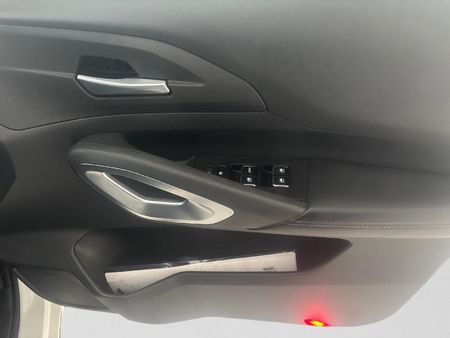 2022-Peugeot-Landtrek-19D-Allure-Double-Cab-Auto_14