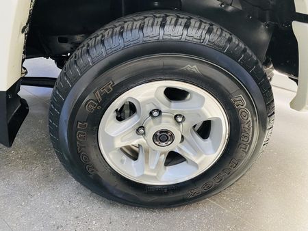 2020-Toyota-Land-Cruiser-79-45-D-Double-Cab_13