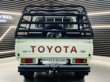 2020-Toyota-Land-Cruiser-79-45-D-Double-Cab_7