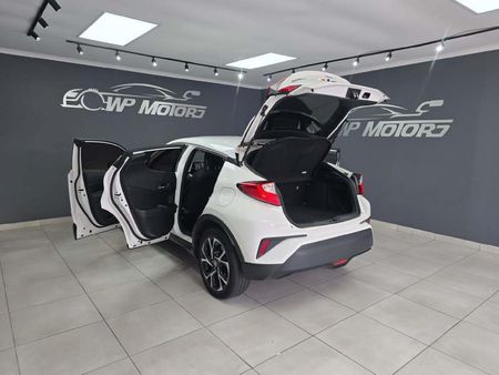 2020-Toyota-C-HR-12T-Plus-Auto_8