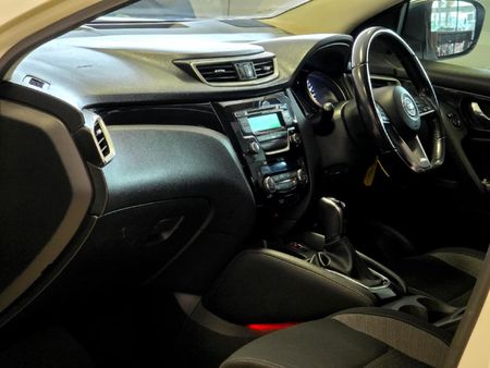 2020-Nissan-Qashqai-12T-Acenta_8