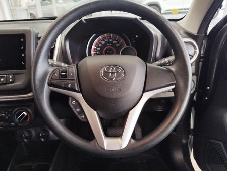 2025-Toyota-Vitz-10-XR-AMT_7