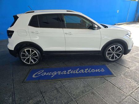 2021-Volkswagen-T-Cross-10-TSI-Highline-Auto_1