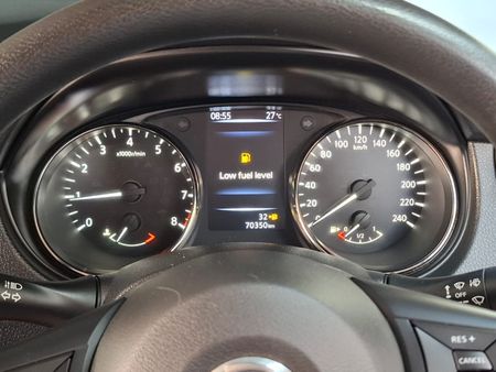 2019-Nissan-X-Trail-20-Visia_15