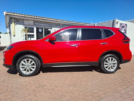 2019-Nissan-X-Trail-20-Visia_8