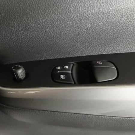 2026-Nissan-Navara-25-DDTi-XE-Single-Cab_10