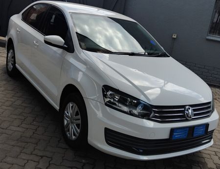 2018-Volkswagen-Polo-GP-14-Trendline_0