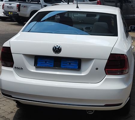 2018-Volkswagen-Polo-GP-14-Trendline_1