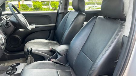 2006-Kia-Sportage-20-CRDi-4x4_5