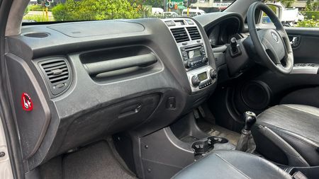 2006-Kia-Sportage-20-CRDi-4x4_6