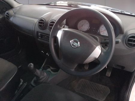 2024-Nissan-NP200-16-AC-Safety-Pack_12