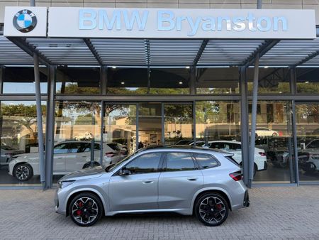 2025-BMW-X1-M35i-xDrive_3
