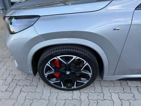 2025-BMW-X1-M35i-xDrive_5