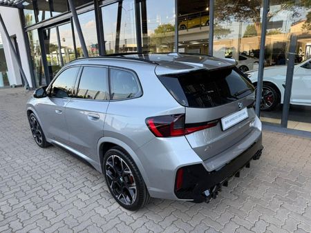 2025-BMW-X1-M35i-xDrive_7