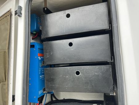 2019-Toyota-Land-Cruiser-79-45-D-Single-Cab_4