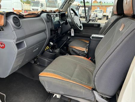 2019-Toyota-Land-Cruiser-79-45-D-Single-Cab_6