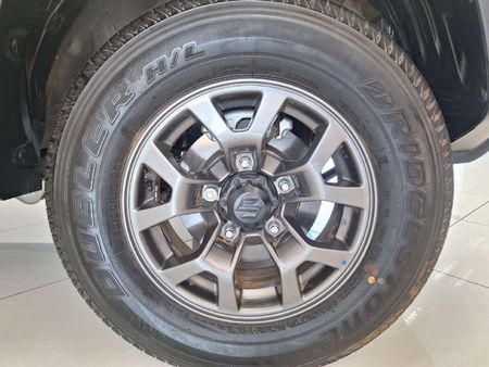2026-Suzuki-Jimny-15-GL-AllGrip-5-Door_9