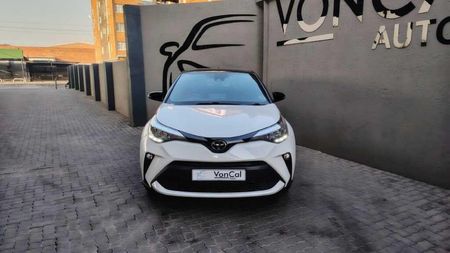 2020-Toyota-C-HR-12T-Luxury-Auto_1