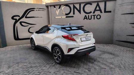 2020-Toyota-C-HR-12T-Luxury-Auto_3