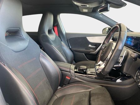 2022-Mercedes-AMG-A-Class-A35-AMG-4Matic_7