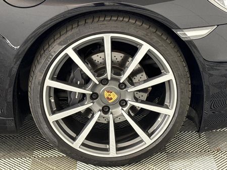 2015-Porsche-911-Carrera-Auto-Black-Edition_3