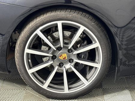 2015-Porsche-911-Carrera-Auto-Black-Edition_5