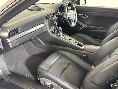 2015-Porsche-911-Carrera-Auto-Black-Edition_6