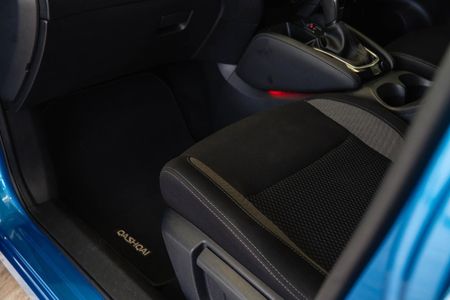 2020-Nissan-Qashqai-12T-Midnight-Auto_11