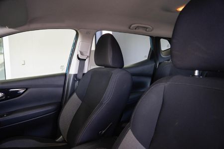 2020-Nissan-Qashqai-12T-Midnight-Auto_18