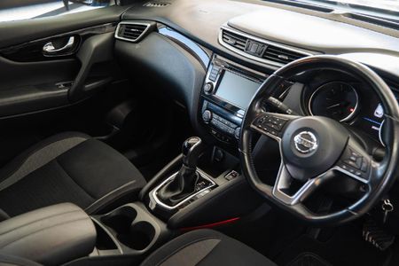 2020-Nissan-Qashqai-12T-Midnight-Auto_26
