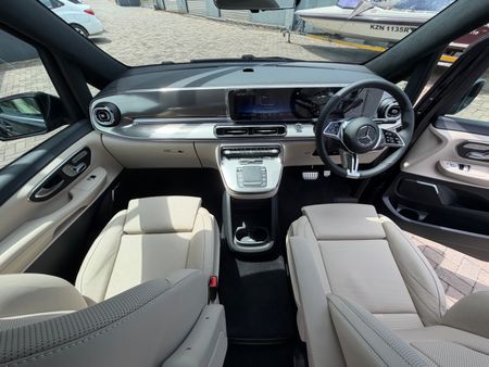 2026-Mercedes-Benz-V-Class-2026-Mercedes-Benz-V300d-Exclusive-Luxury-Spec_22