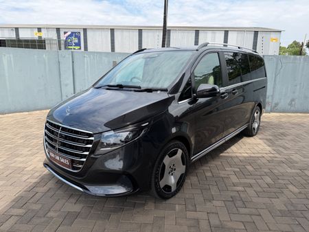 2026-Mercedes-Benz-V-Class-2026-Mercedes-Benz-V300d-Exclusive-Luxury-Spec_3
