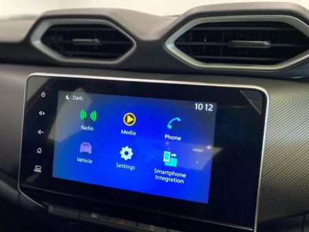2026-Nissan-Magnite-10T-Acenta-Auto_11