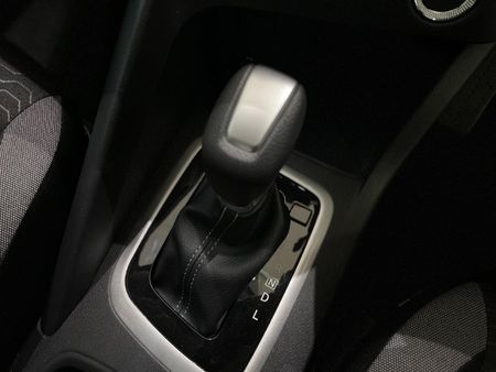 2026-Nissan-Magnite-10T-Acenta-Auto_16