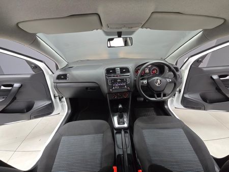 2024-Volkswagen-Polo-Vivo-16-Comfortline-Auto-5-dr_13