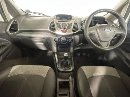 2017-Ford-EcoSport-15-TiVCT-Ambiente_3