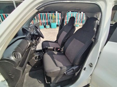 2020-Suzuki-S-Presso-10-GL_18