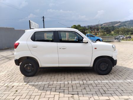 2020-Suzuki-S-Presso-10-GL_2