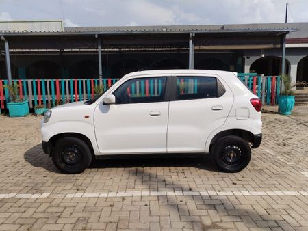 2020-Suzuki-S-Presso-10-GL_3