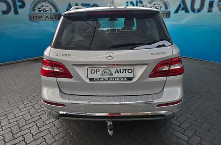 2015-Mercedes-Benz-ML-ML-350-BLUETEC-AMG_11